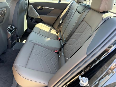 New 2026 BMW 530i RWD image 32