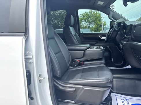Used 2024 Chevrolet Silverado 3500 LT w/ Convenience Package AWD/4WD image 25