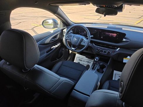 New 2026 Buick Envista Sport Touring w/ Convenience I Package FWD image 27