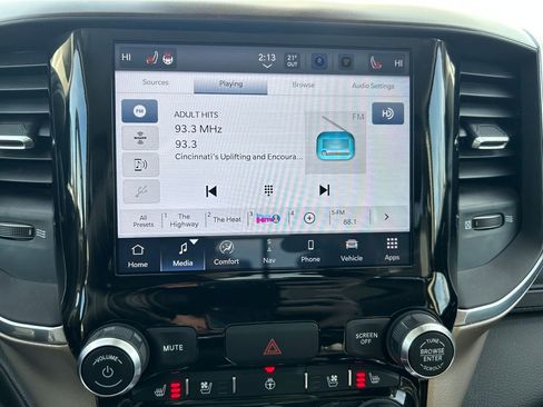 Used 2022 RAM 1500 Laramie image 13