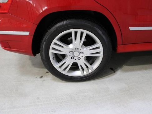 Used 2011 Mercedes-Benz GLK 350 4MATIC image 11