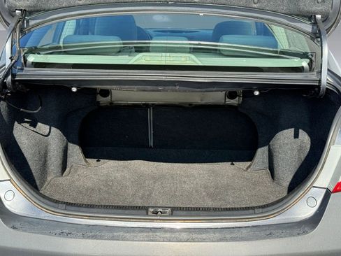 Used 2011 Toyota Camry LE w/ LE Extra-Value Pkg image 28