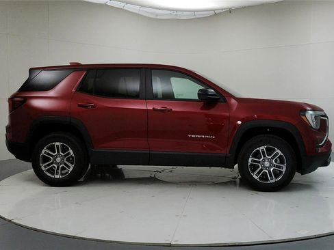 Used 2026 GMC Terrain Elevation image 8
