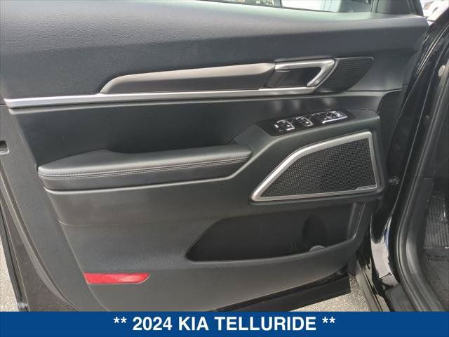 Used 2024 Kia Telluride S AWD/4WD image 10