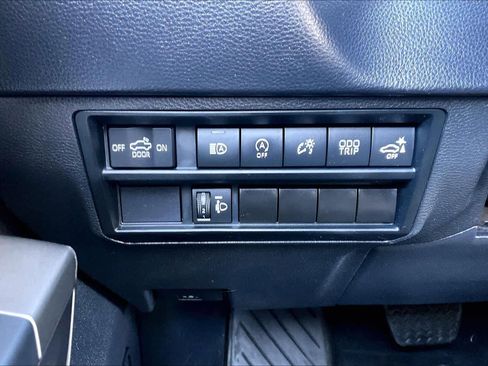 Used 2022 Toyota Tundra SR5 image 31