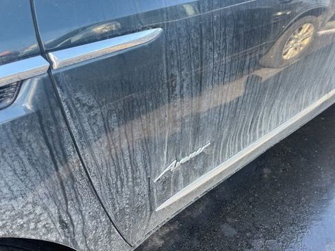 Used 2018 Buick Enclave Avenir w/ Avenir Technology Package image 11