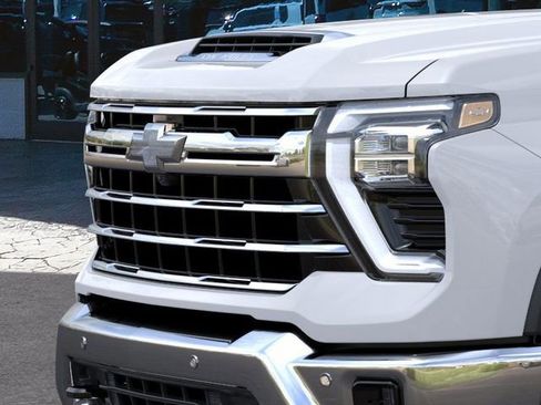 New 2026 Chevrolet Silverado 2500 LTZ w/ LTZ Premium Package image 13