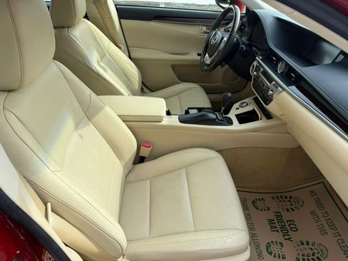 Used 2013 Lexus ES 350 image 29