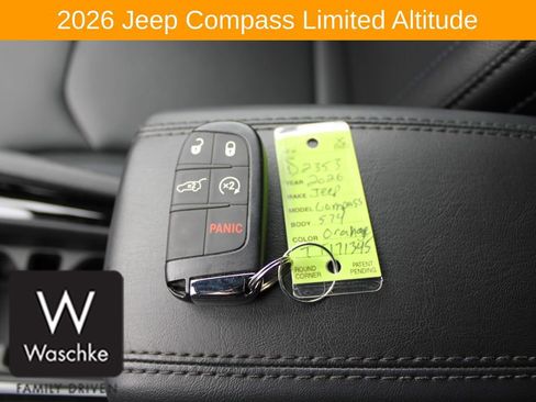 Used 2026 Jeep Compass Limited AWD/4WD image 30