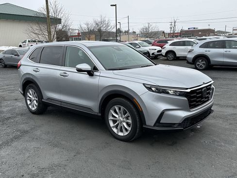 Used 2023 Honda CR-V EX image 2