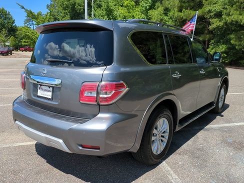 Used 2018 Nissan Armada SV w/ Driver Package RWD image 4