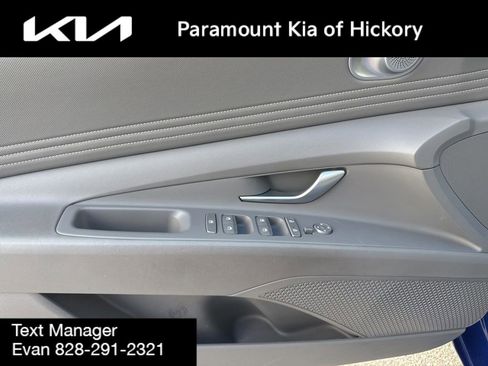 Used 2023 Hyundai Elantra SEL w/ Convenience Package FWD image 15