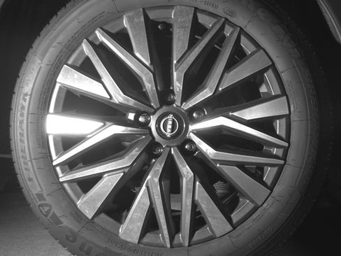 Used 2025 Nissan Altima 2.5 SV image 14