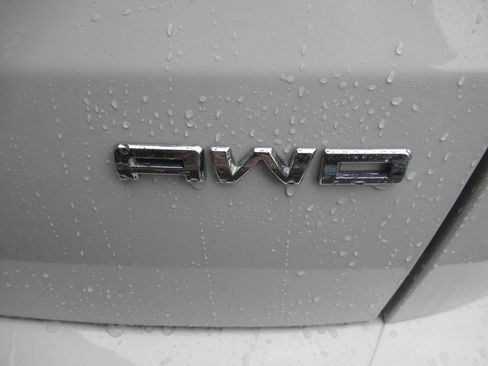 Used 2023 Ford Escape ST-Line AWD/4WD image 11