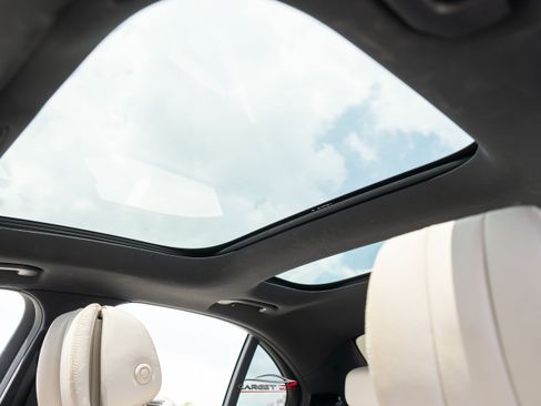 Used 2019 Mercedes-Benz E 300 image 39