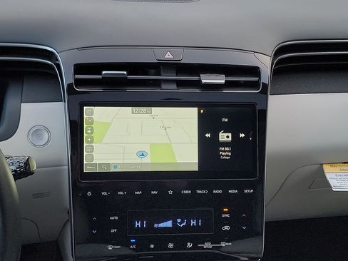 Certified 2024 Hyundai Tucson SEL w/ Convenience Package image 17