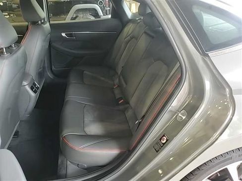 Used 2022 Hyundai Sonata SEL Plus FWD image 11