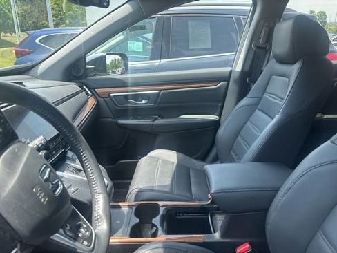 Used 2021 Honda CR-V Touring image 4
