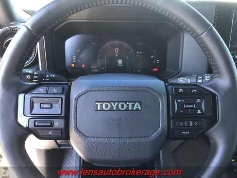 Used 2025 Toyota Land Cruiser 1958 image 13