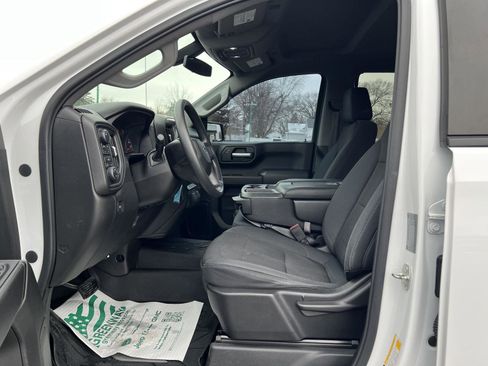 Used 2019 Chevrolet Silverado 1500 Custom Trail Boss w/ Custom Convenience Package image 19