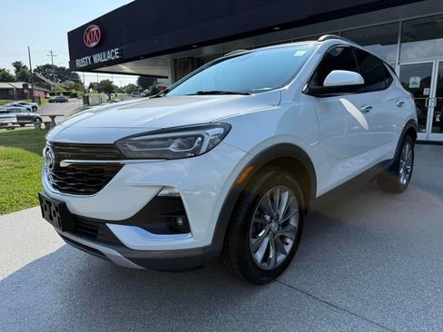 Used 2022 Buick Encore GX Essence w/ Experience Buick Package FWD image 25