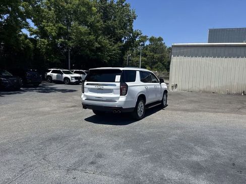 Used 2021 Chevrolet Tahoe Premier w/ Premium Package AWD/4WD image 5