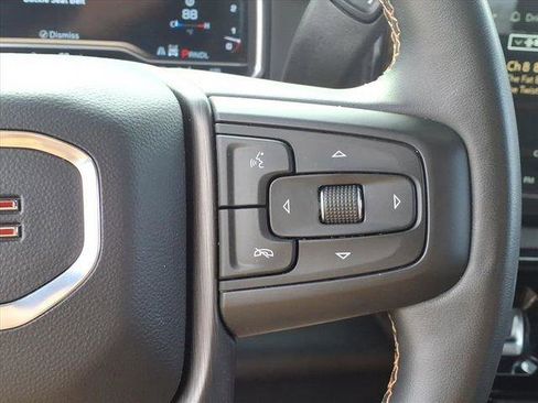 Used 2024 GMC Sierra 2500 AT4 image 16