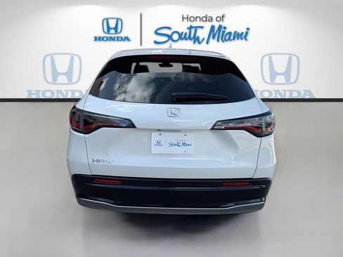 Used 2024 Honda HR-V EX-L image 6