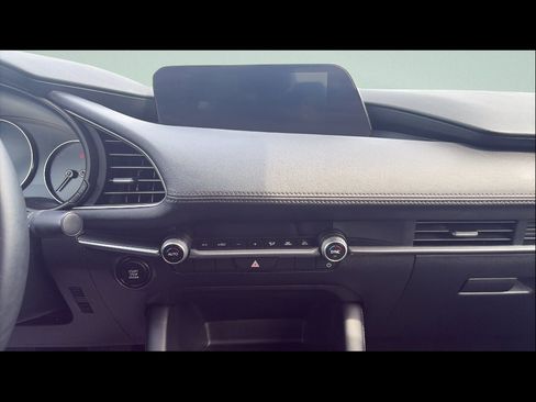 Used 2025 MAZDA MAZDA3 s image 17