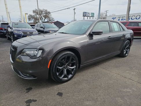 Used 2021 Chrysler 300 S image 2
