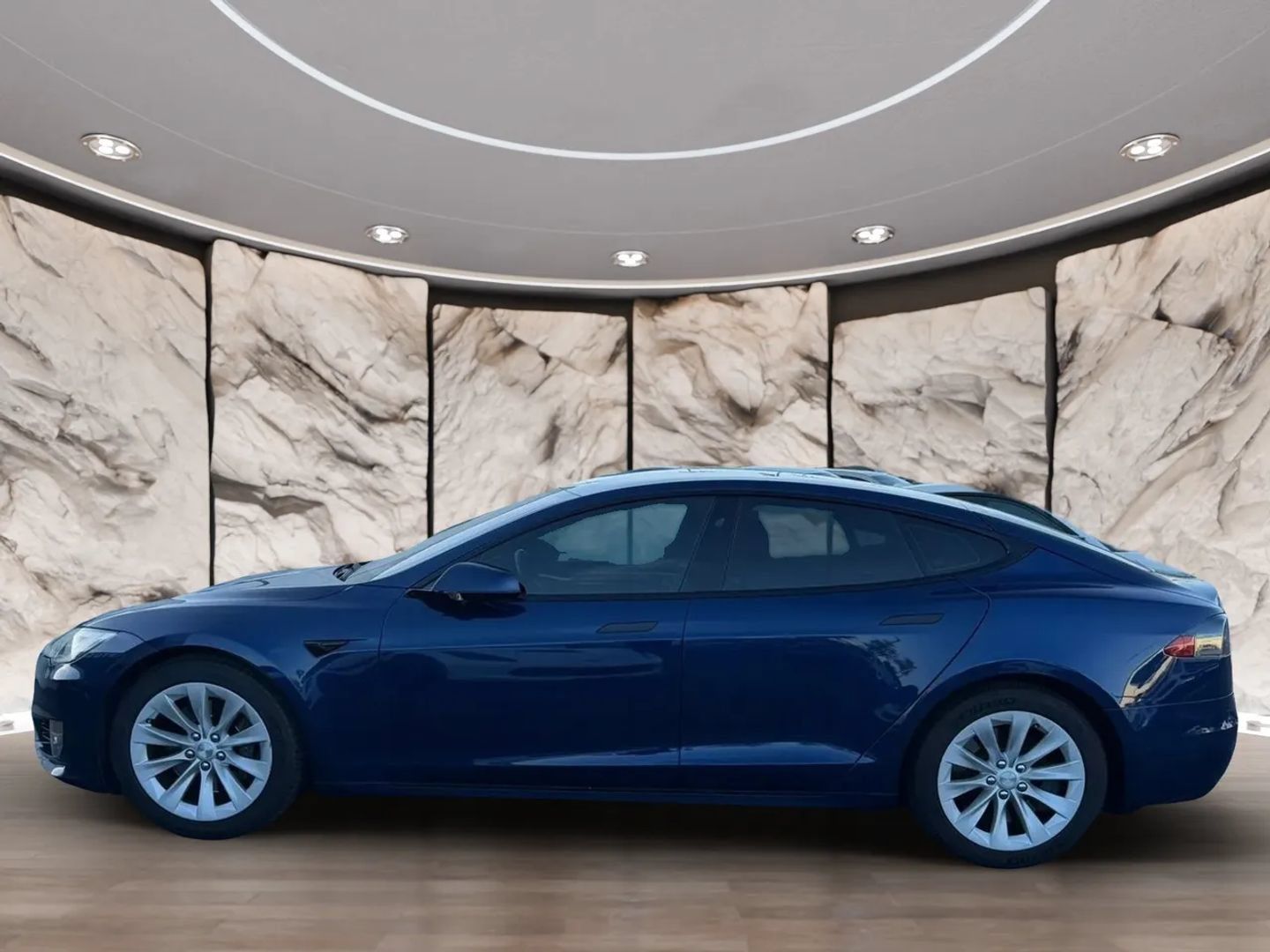 Used 2017 Tesla Model S 75 RWD image 2