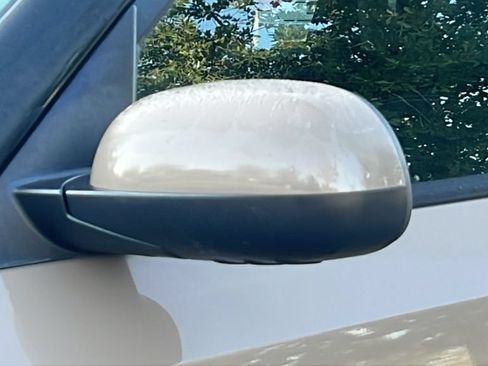 Used 2014 Kia Soul FWD image 11