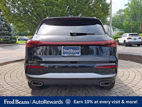 Used 2025 Audi Q5 Premium Plus w/ Premium Plus AWD/4WD image 6
