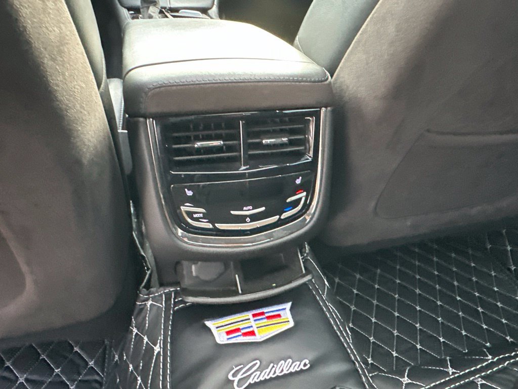 Used 2016 Cadillac CTS V w/ Carbon Fiber Package RWD image 15