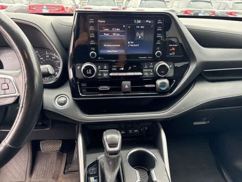 Used 2021 Toyota Highlander XSE image 20
