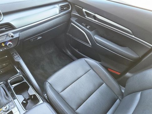 Used 2022 Kia Telluride S image 11