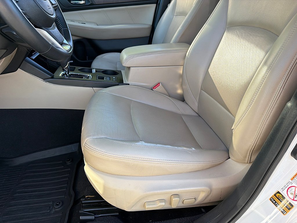 Used 2018 Subaru Outback 3.6R Limited AWD/4WD image 13