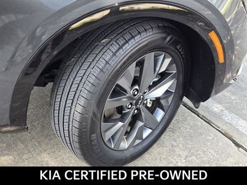 Certified 2025 Kia Sportage SX Prestige image 6
