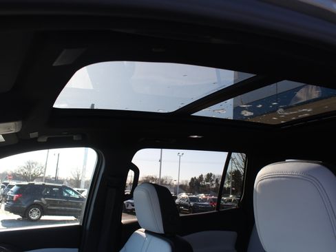 New 2026 Chevrolet Traverse High Country w/ LPO, Floor Liner Package image 10