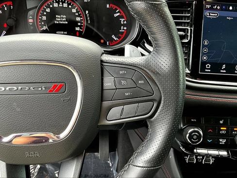 Used 2025 Dodge Durango GT AWD/4WD image 14