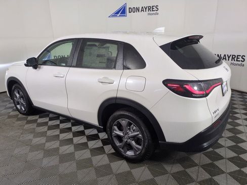 New 2026 Honda HR-V LX image 3