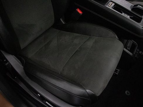 Used 2023 Nissan Ariya FWD image 17