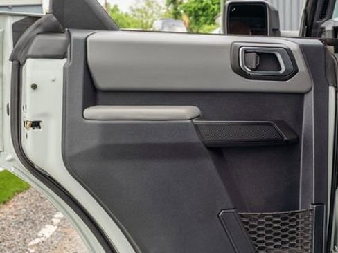 Used 2022 Ford Bronco Big Bend image 35