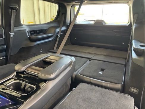 Used 2022 Jeep Grand Wagoneer Series I AWD/4WD image 26