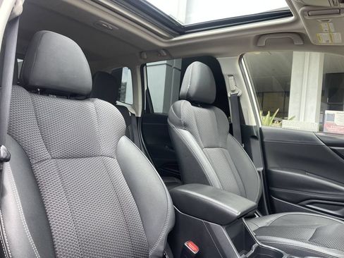 Used 2024 Subaru Forester Premium AWD/4WD image 14