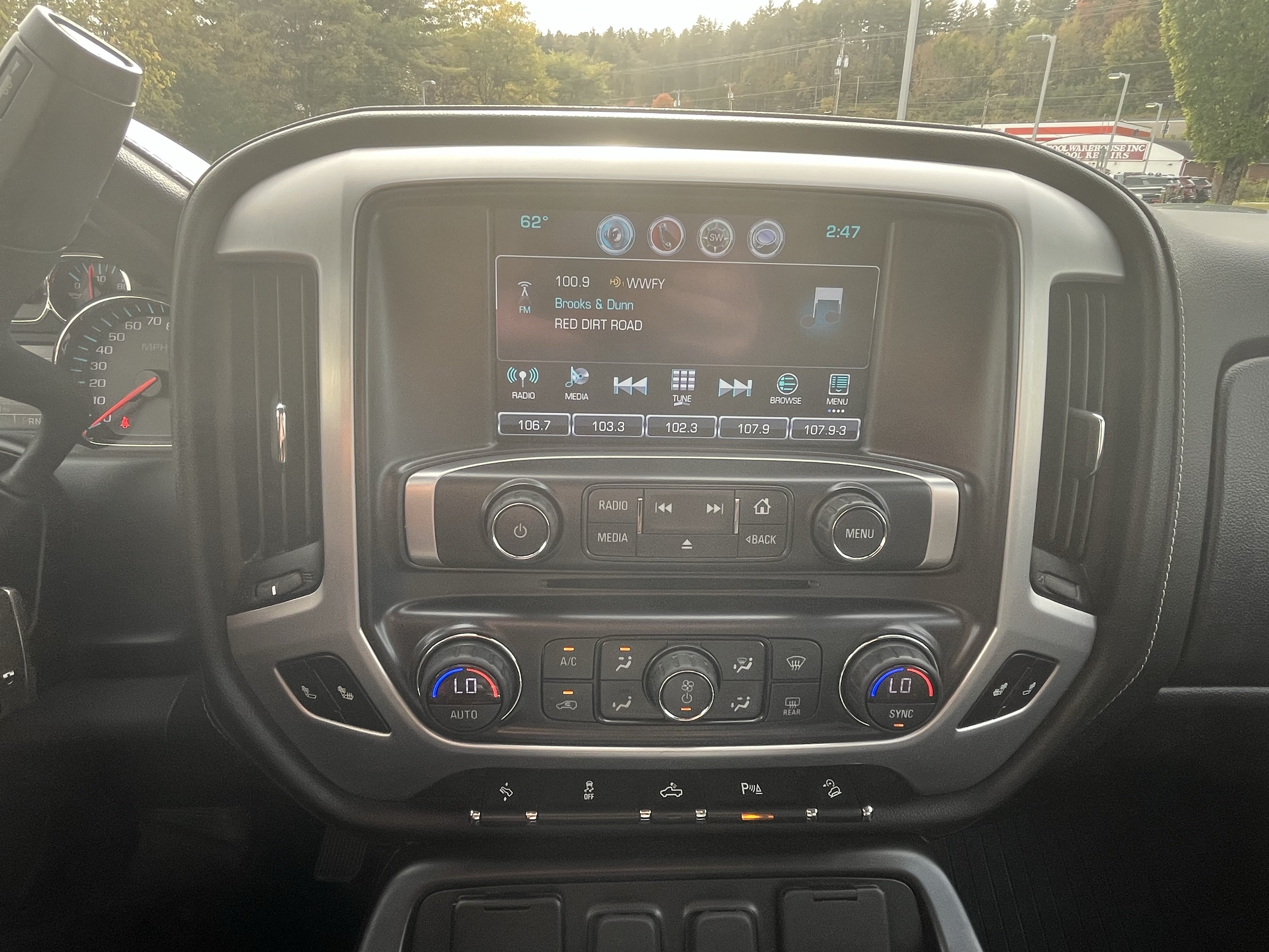 Used 2018 GMC Sierra 1500 SLT w/ SLT Premium Package AWD/4WD image 23