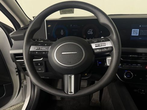 Used 2025 Hyundai Sonata SEL FWD image 15