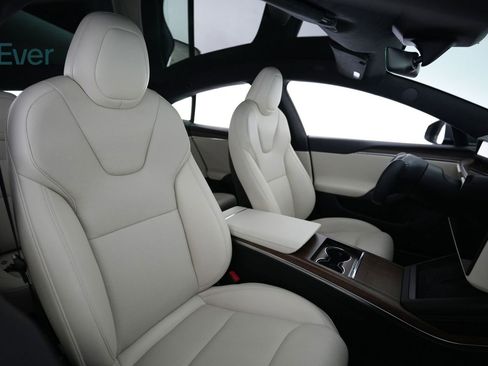 Used 2023 Tesla Model S image 23