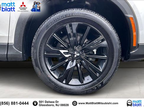 Used 2024 Mitsubishi Eclipse Cross LE image 10