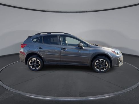 Used 2021 Subaru Crosstrek 2.0i image 9